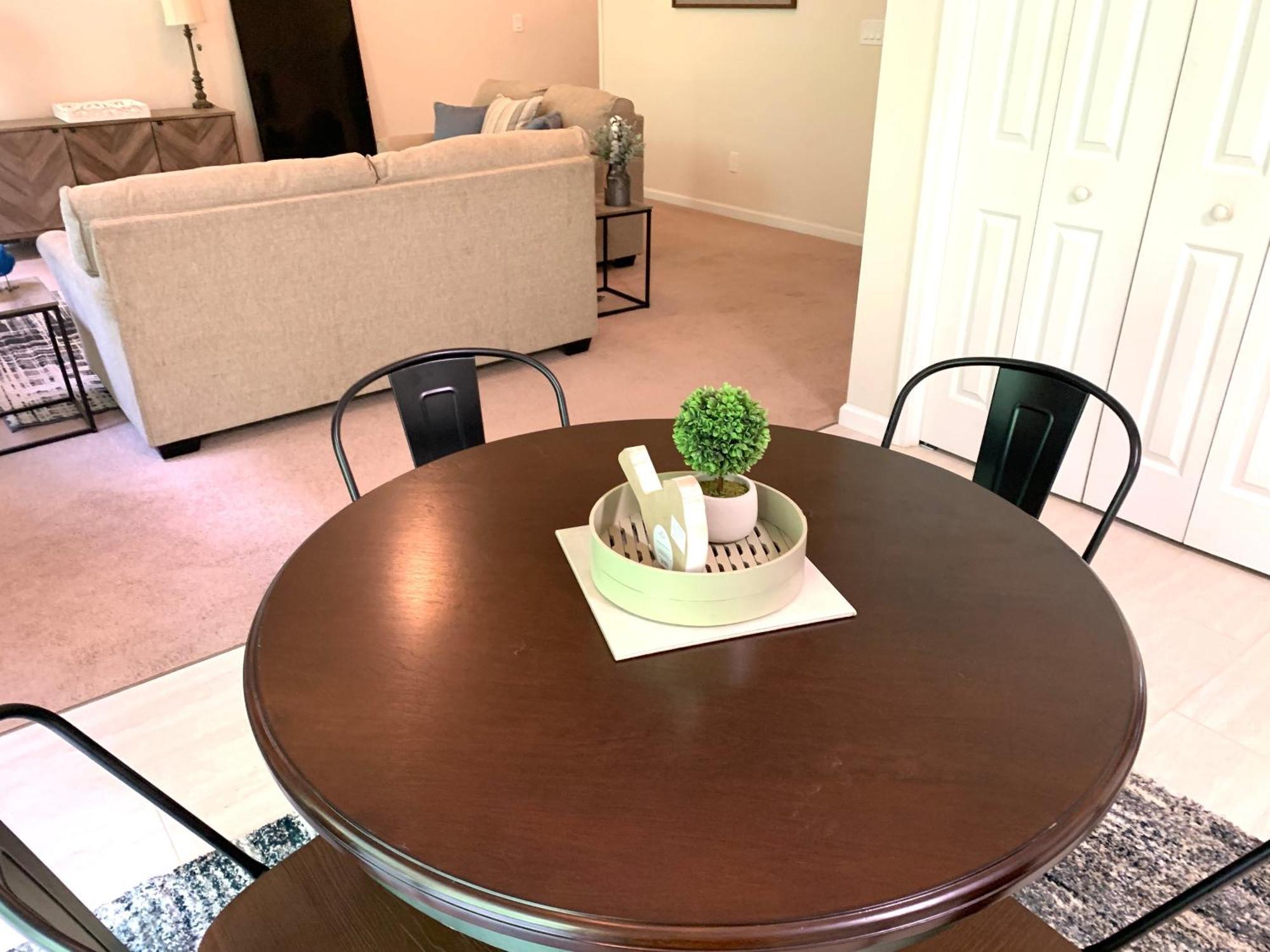 Enjoy This Amazing Home With Porch & Grill Near Dt Вудсток Номер фото